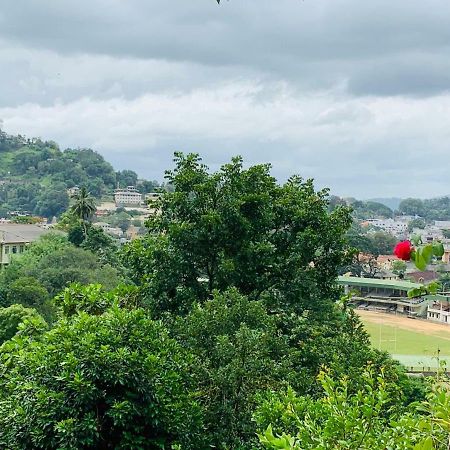 Jaga'S Hill Homestay Kandy Extérieur photo